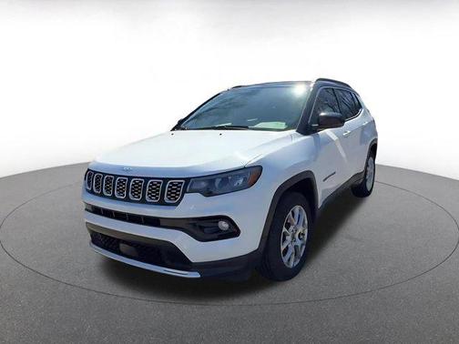 Bright White Clearcoat 2025 Jeep Compass Limited