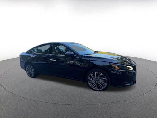 2024 Nissan Altima 2.5 SL