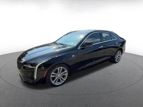 2024 Cadillac CT4 Luxury