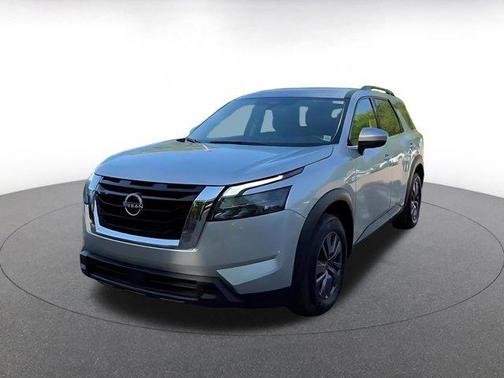 Brilliant Silver Metallic 2025 Nissan Pathfinder SV FWD