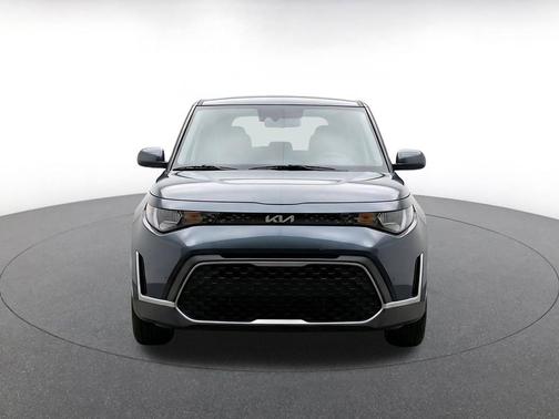 Gravity Gray 2025 Kia Soul LX