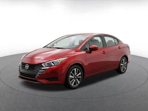 Scarlet Ember Tintcoat 2025 Nissan Versa 1.6 SV