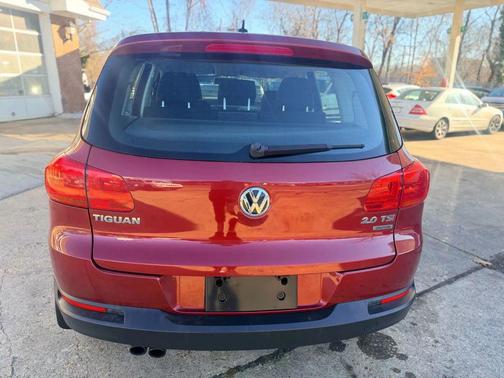 2012 Volkswagen Tiguan 2.0T S 4MOTION
