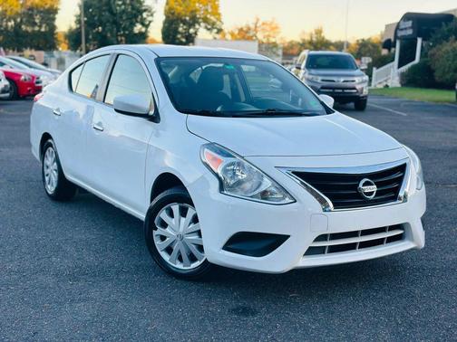 2018 Nissan Versa 1.6 SV