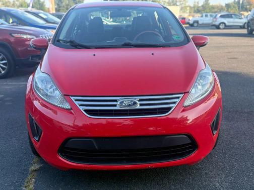 2013 Ford Fiesta SE