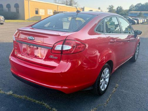 2013 Ford Fiesta SE