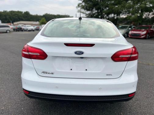 2017 Ford Focus SEL