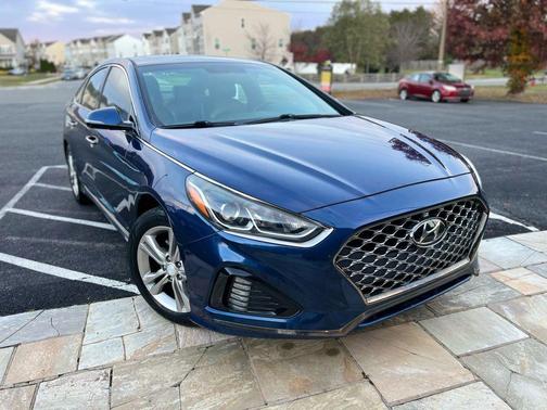 2018 Hyundai SONATA Sport