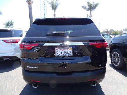 2022 Chevrolet Traverse LT Cloth