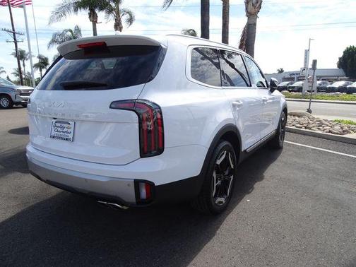 Glacial White Pearl 2023 Kia Telluride EX