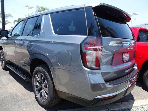 Steel Metallic 2022 Chevrolet Tahoe LT