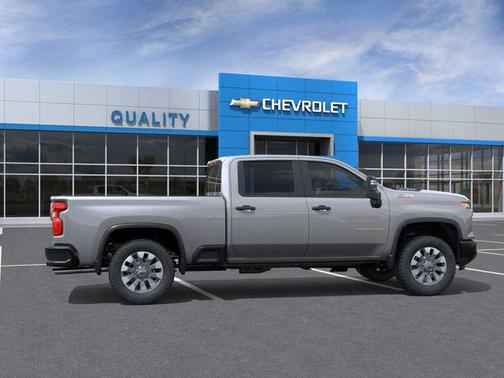 Sterling Gray Metallic 2026 Chevrolet Silverado 2500 Custom