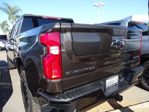 2021 Chevrolet Silverado 1500 Custom Trail Boss
