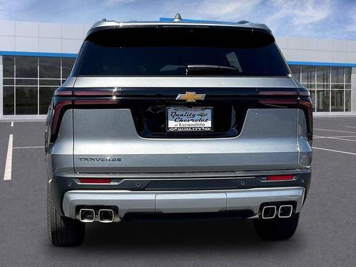 Sterling Gray Metallic 2026 Chevrolet Traverse LT