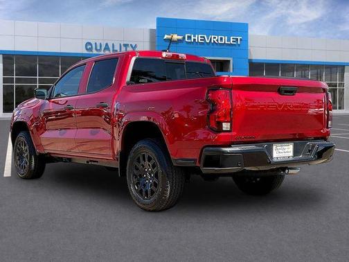 Radiant Red Tintcoat 2026 Chevrolet Colorado WT