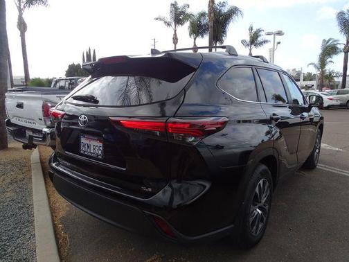 2024 Toyota Highlander XLE