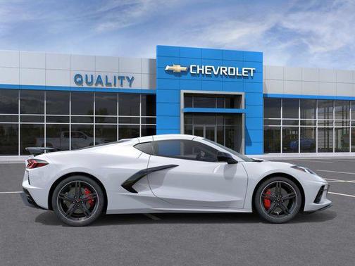 Arctic White 2026 Chevrolet Corvette Stingray w/1LT