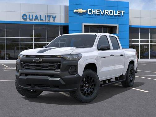 Summit White 2026 Chevrolet Colorado WT