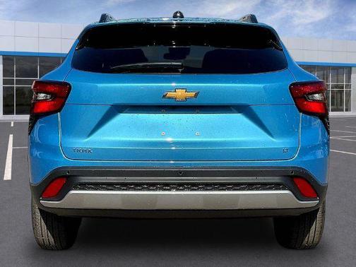 Marina Blue Metallic 2026 Chevrolet Trax LT