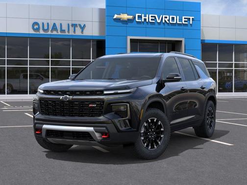 Mosaic Black Metallic 2026 Chevrolet Traverse AWD Z71