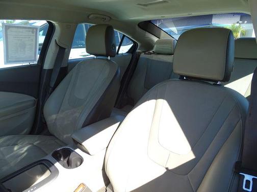 2015 Chevrolet Volt Base