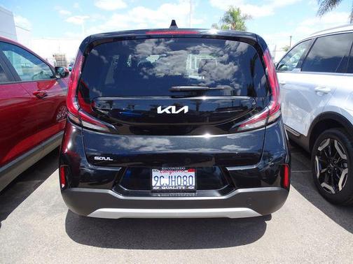 Black 2023 Kia Soul LX
