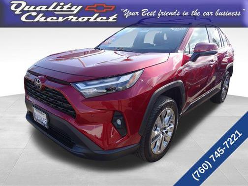 Pearl 2025 Toyota RAV4 XLE Premium