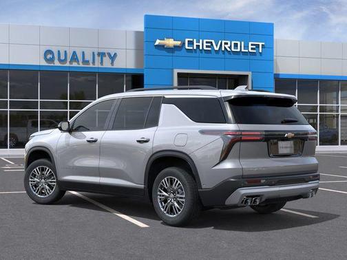 Sterling Gray Metallic 2026 Chevrolet Traverse LT