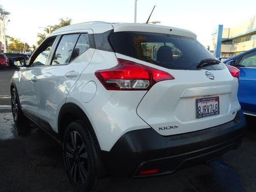 2019 Nissan Kicks SV