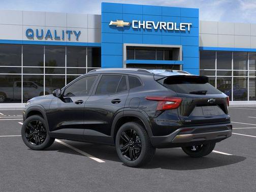 Black Metallic 2026 Chevrolet Trax FWD ACTIV