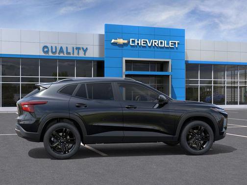 Black Metallic 2026 Chevrolet Trax FWD ACTIV