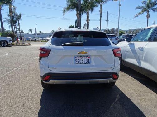 2024 Chevrolet Trax LT