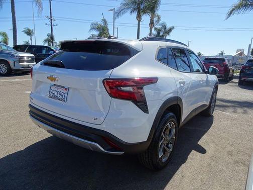 2024 Chevrolet Trax LT