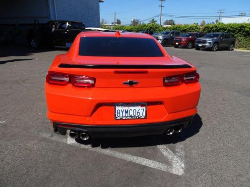 Crush 2021 Chevrolet Camaro RWD Coupe LT1