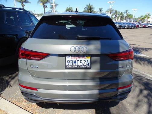 2022 Audi Q3 45 S line Premium