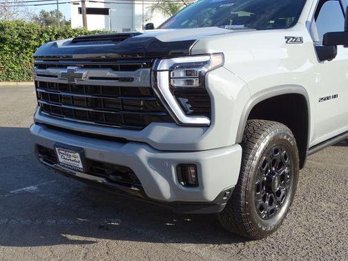 2024 Chevrolet Silverado 2500 LTZ