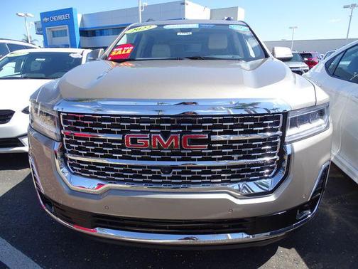 2022 GMC Acadia Denali