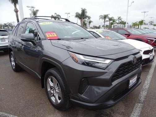 2022 Toyota RAV4 XLE