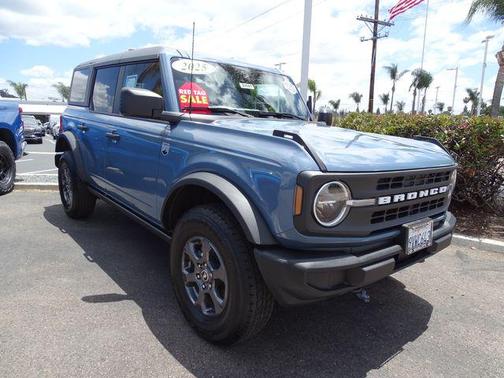 Azure Gray Metallic 2025 Ford Bronco Big Bend