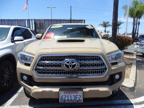 2017 Toyota Tacoma TRD Sport