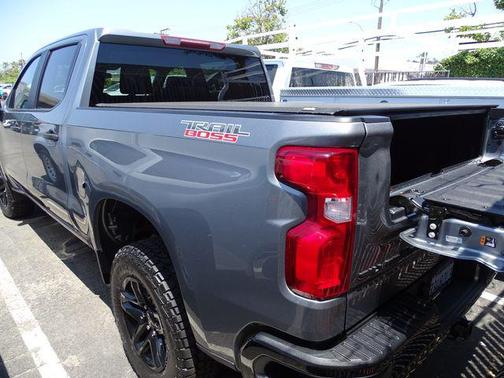 2022 Chevrolet Silverado 1500 Custom Trail Boss