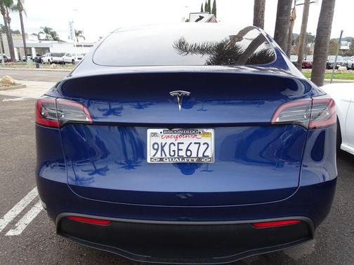 2023 Tesla Model Y RWD