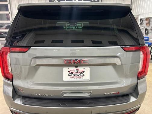 2024 GMC Yukon XL 4WD AT4