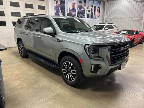 2024 GMC Yukon XL 4WD AT4