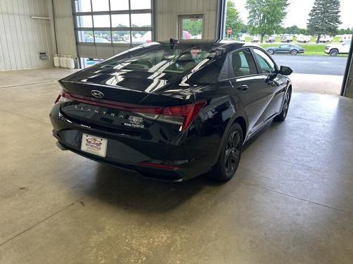 2023 Hyundai ELANTRA HEV Blue