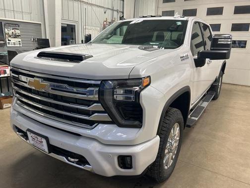 2025 Chevrolet Silverado 3500 High Country