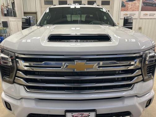 2025 Chevrolet Silverado 3500 High Country