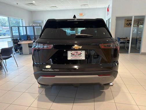 Mosaic Black Metallic 2026 Chevrolet Equinox 1LT