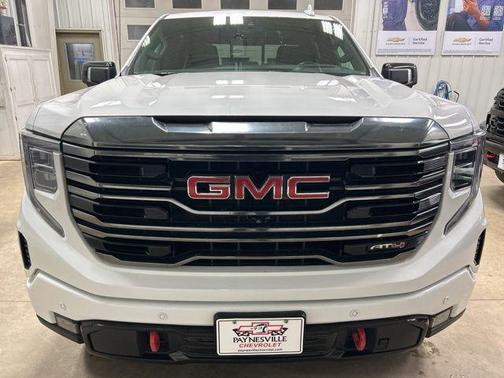 Summit White 2022 GMC Sierra 1500 AT4