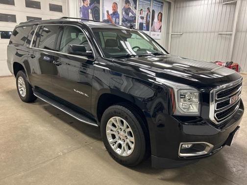 2020 GMC Yukon XL SLT